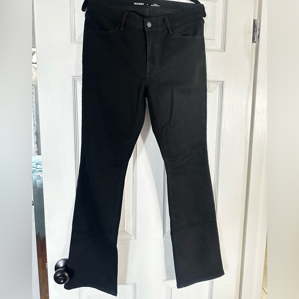Old Navy Women’s Black Mid Rise WOW Boot-Cut Jeans 8